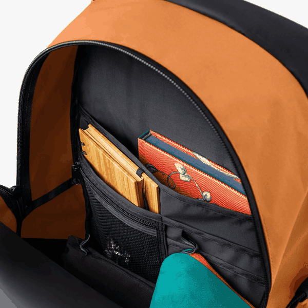 Mochila Pelican 2.0 30L Galápagos Preta e Caramelo